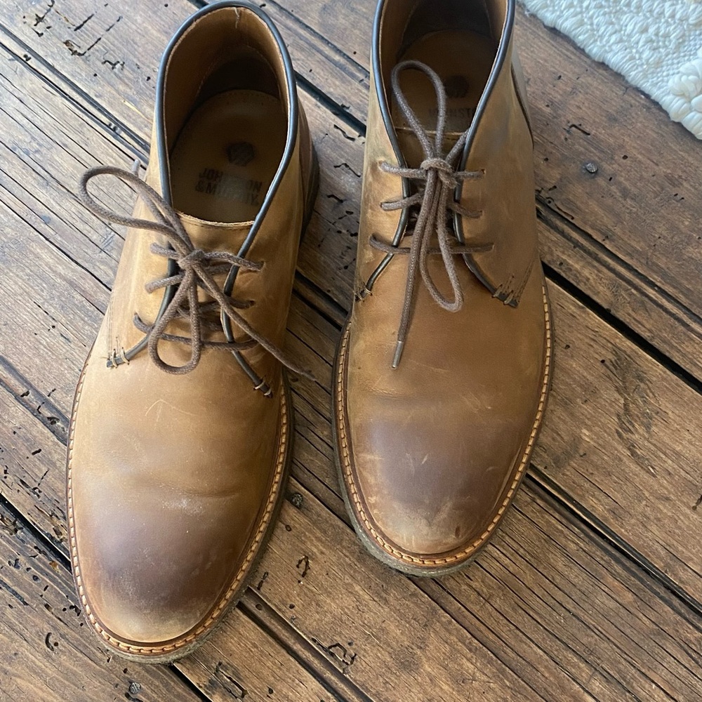 Johnston & Murphy Tan Brown Leather Chukka Boots - Picture 2 of 7